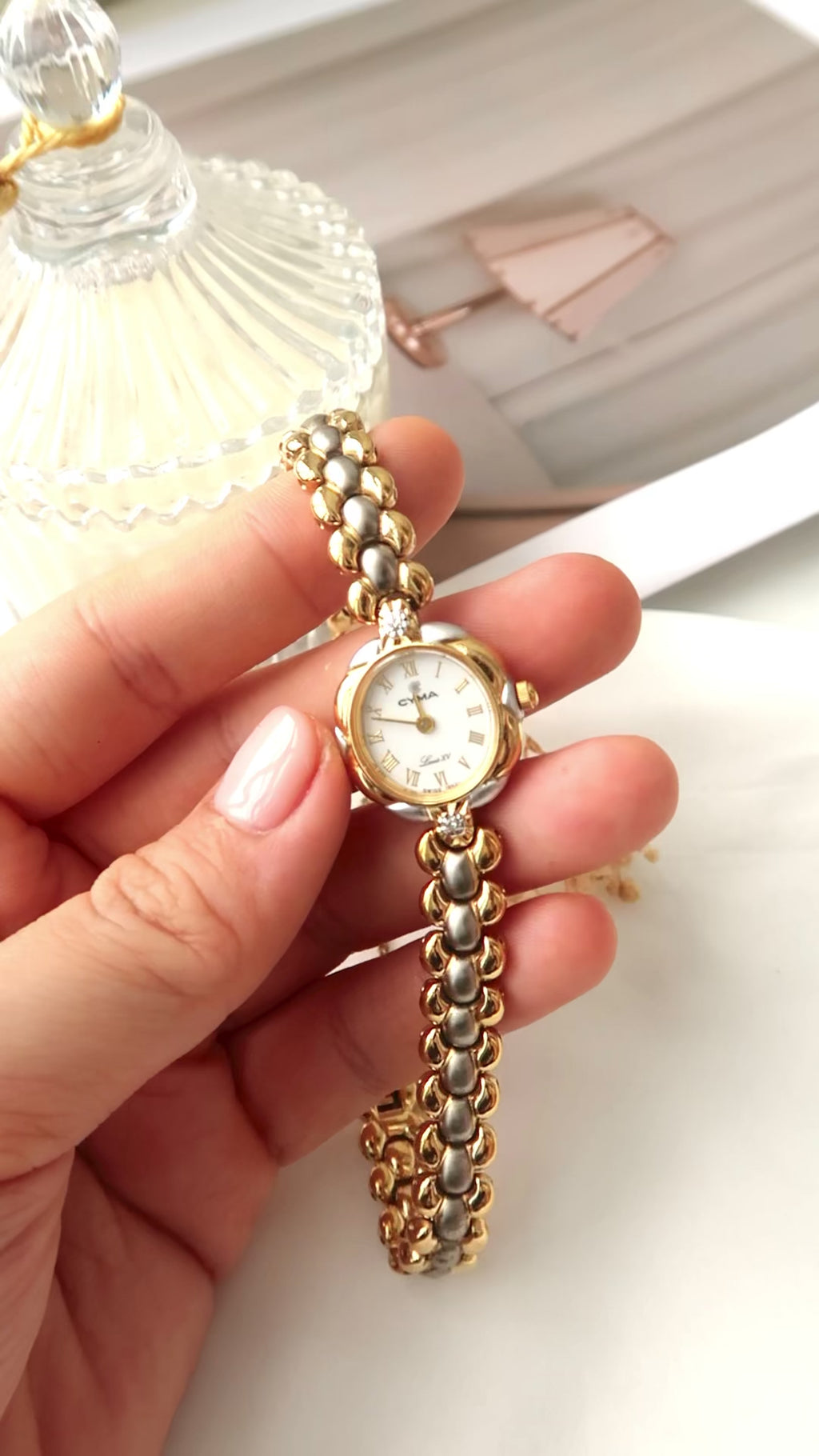 CY. Louis XV Beige Round 2P White Jewels Dial with Two Tone Chain Watch